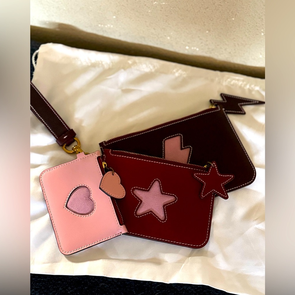 Trio Pouch Set With Cut Outs ⭐️ ♥️ ⚡️ - Picture 3 of 8